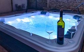 Studios Barre With Jacuzzi